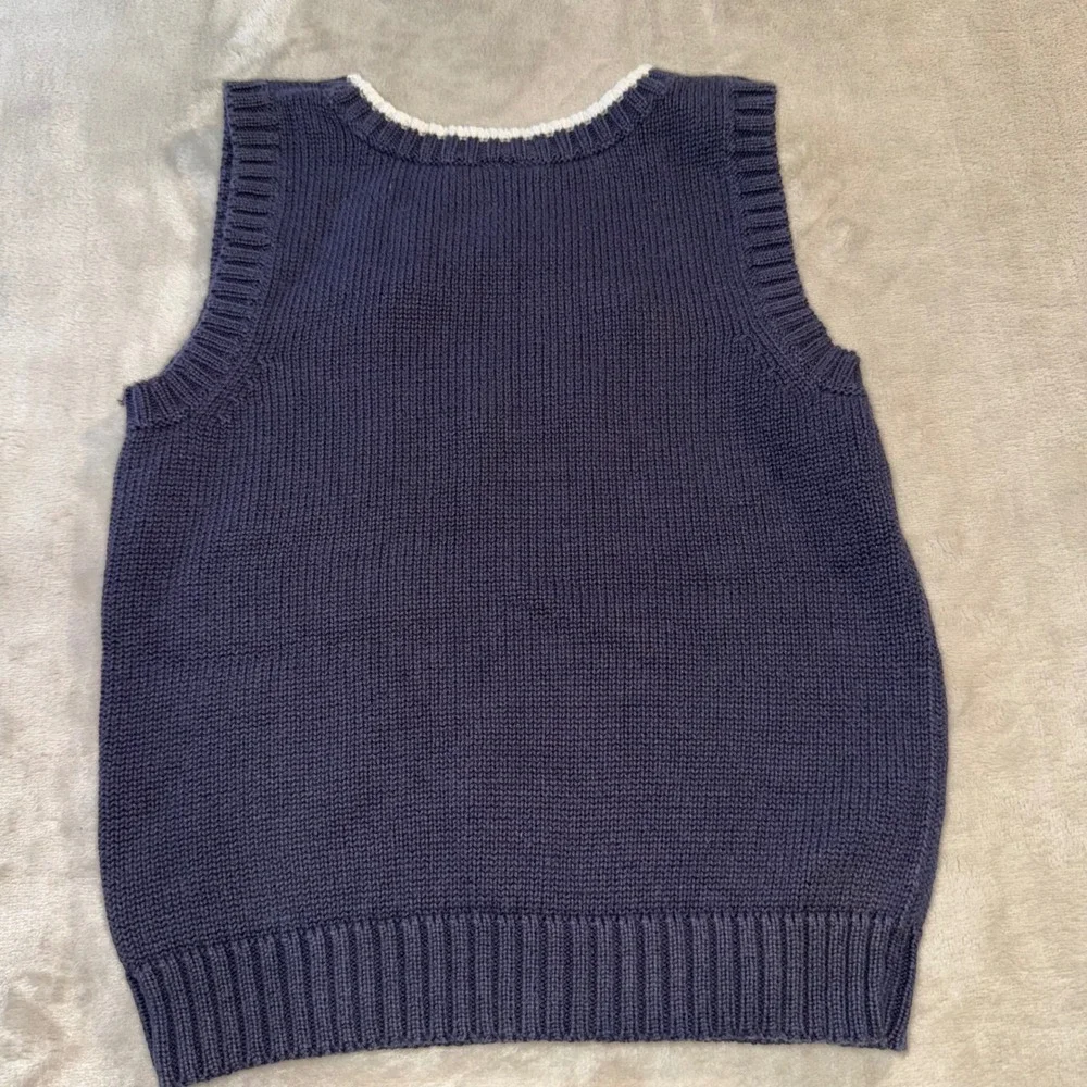 Gymboree Girls Y2K 2007 Apple Sweater Vest and Flare Jeans Set Navy Blue Size 7